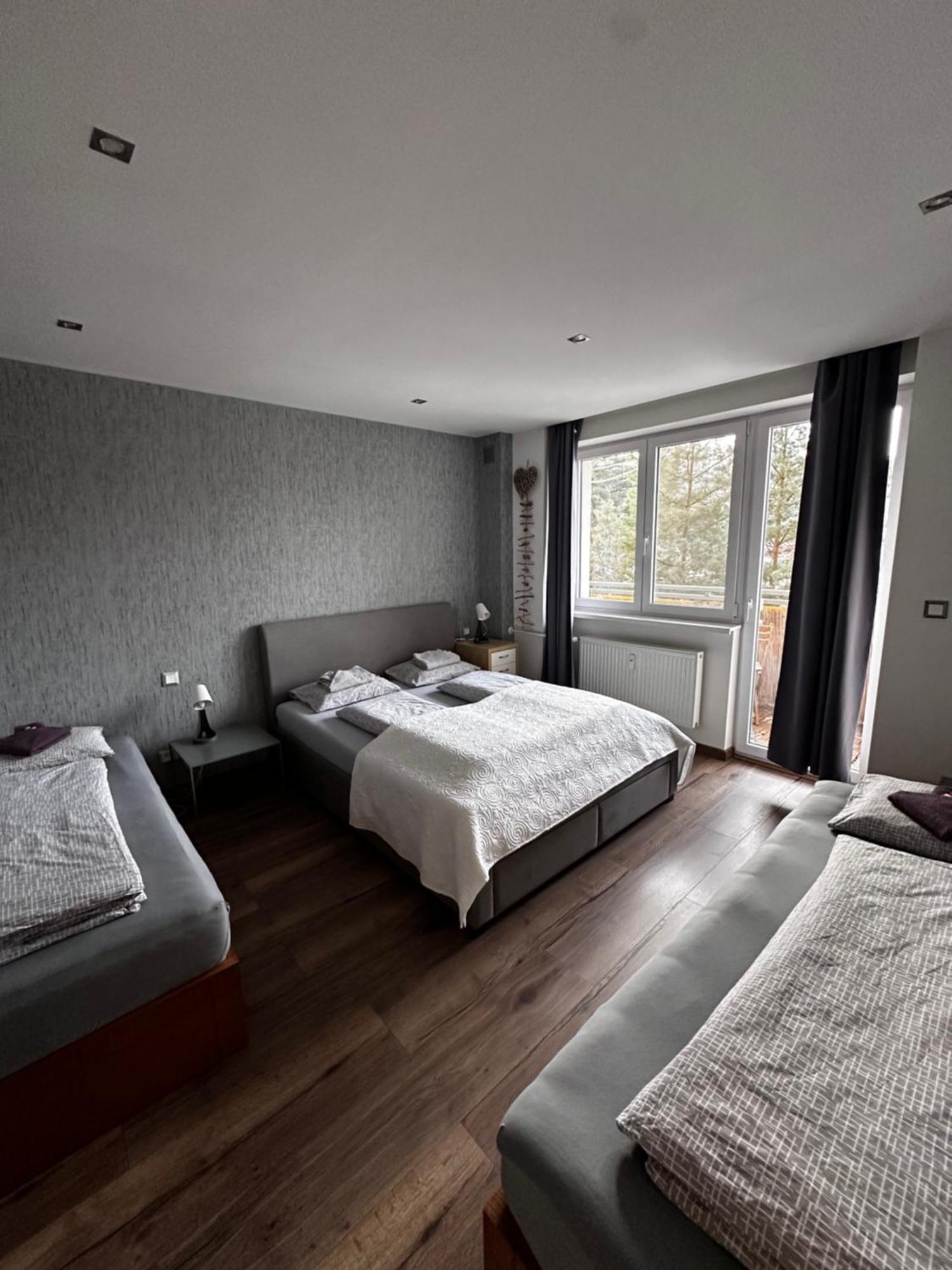 We Apartment - Close To The Center & City View, Self Check-In 24H Bańska Bystrzyca Zewnętrze zdjęcie